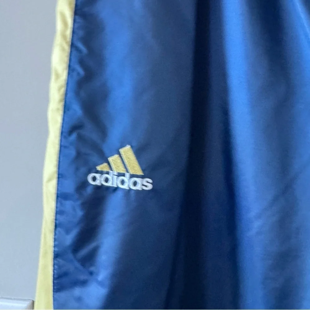 Vintage! Adidas Notre Dame University Basketball lined windbreaker set